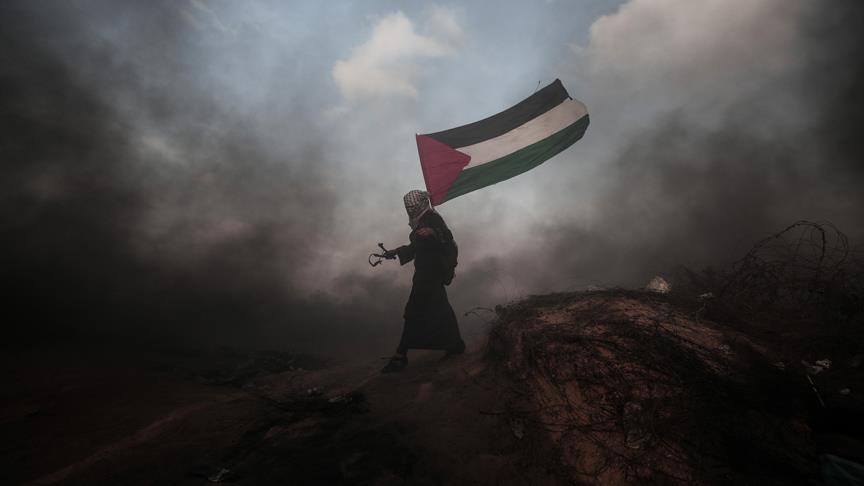 İsrail Gazze de 130 Filistinliyi yaraladı