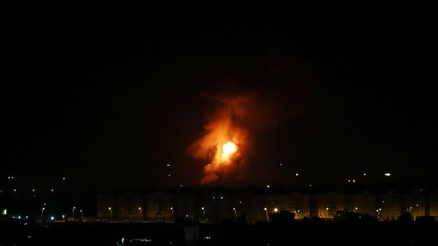 İsrail, Gazze&#039;yi vurdu