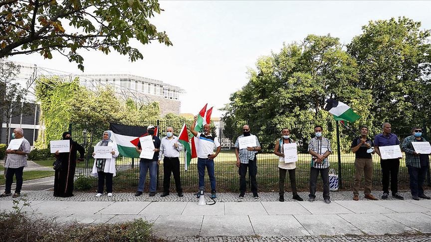BAE-İsrail normalleşmesine protesto