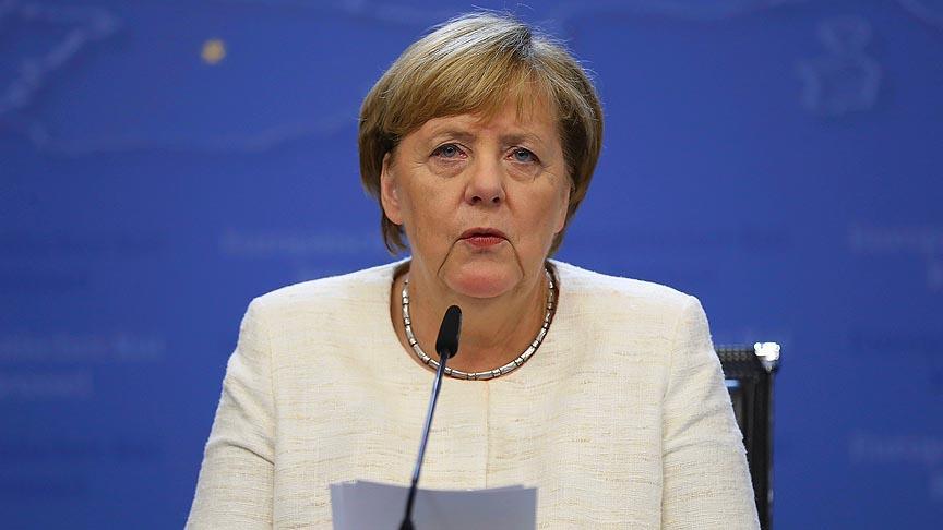 Merkel&#039;den Suudi Arabistan silah satış mesaji