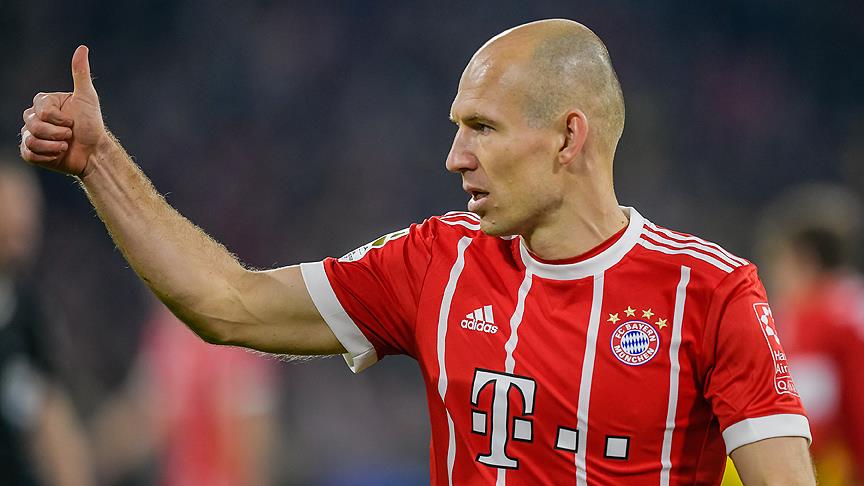 Robben ve Rafinha bir yıl daha Bayern Münih&#039;te