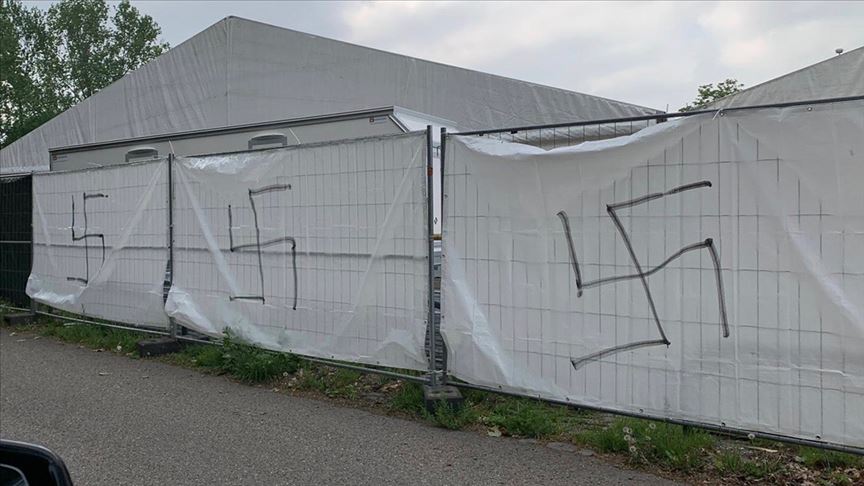 Almanya&#039;da ramazan çadırlarına ırkçı saldırı