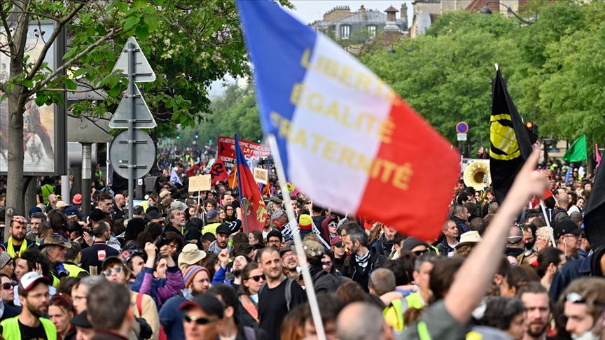 Fransa&#039;da sarı yeleklilerin 43. haftası