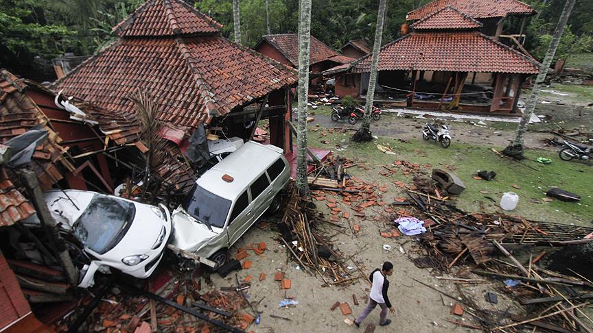Endonezya&#039;daki tsunamide ölü sayısı yükseldi