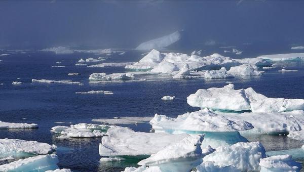 Grönland&#039;da bir ayda 179 milyar ton buz yok oldu