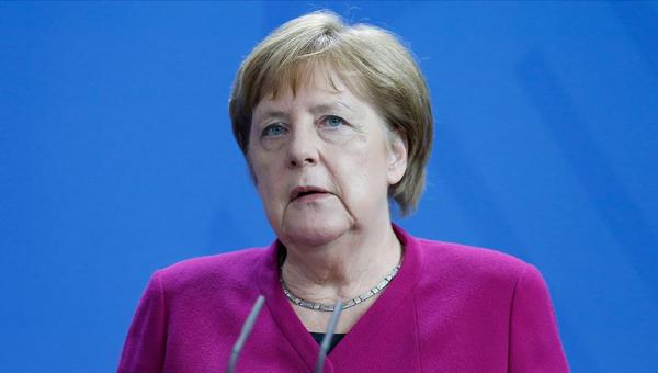 Merkel AB&#039;de görev almayacak